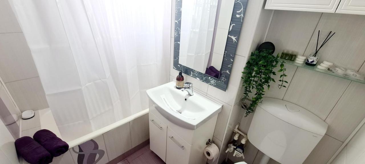 Perfect View Apartament 2 Rooms Self Check-In Бухарест Экстерьер фото